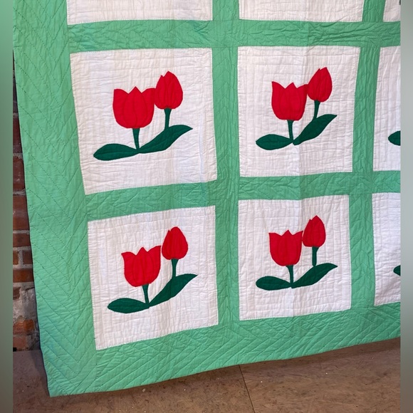 Vintage Handstitched Appliqué Quilt with Tulips 69” x 90” - Picture 5 of 12